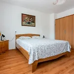 Apartament Ratko *