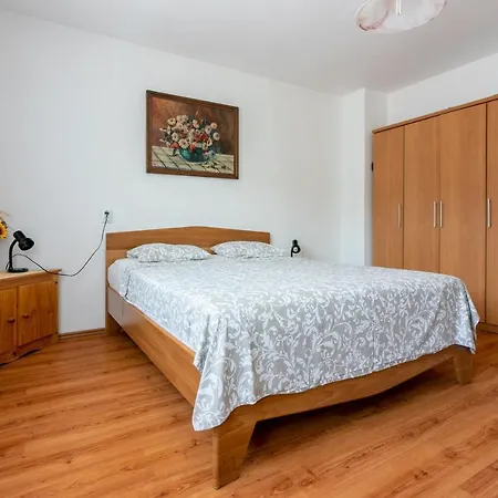 Apartman Ratko *