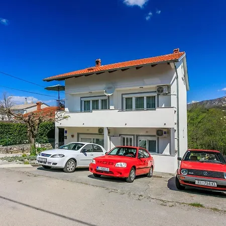 Ratko Apartamento Jadranovo