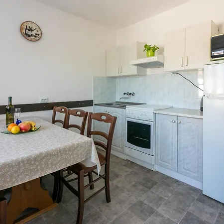 Ratko Apartman *